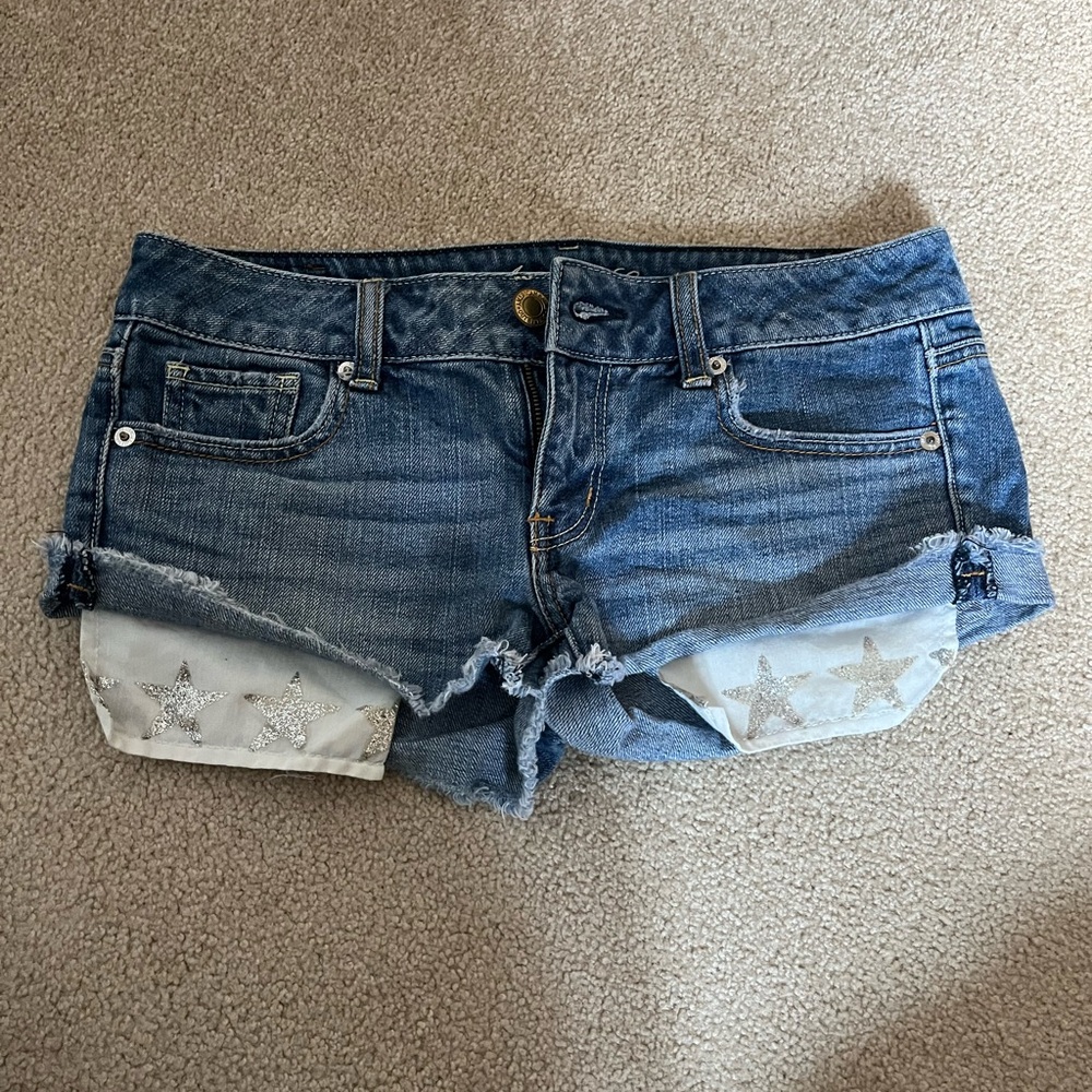 american eagle low rise Women's Blue Denim Shorts with Star Accents